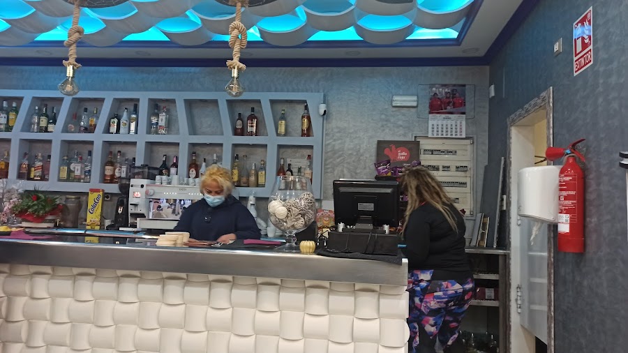 Bar Hana Montana