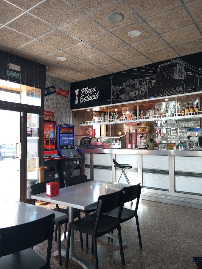 Bar Plaça Estació Sils