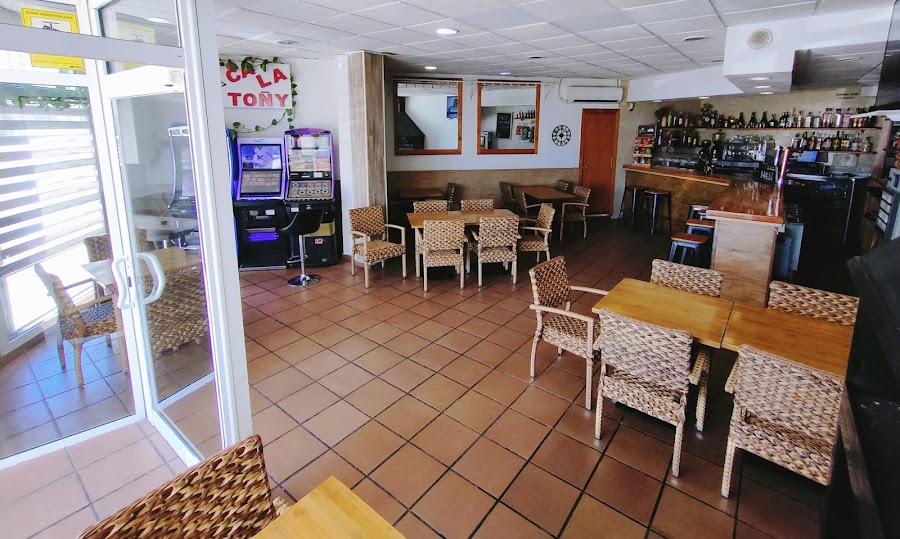 Bar Restaurant i Tapes - Ca la Toñy