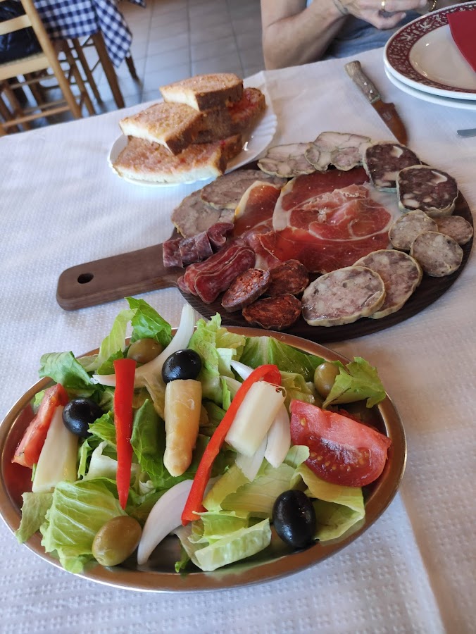 Cal Borda - Apartaments rurals i Restaurant