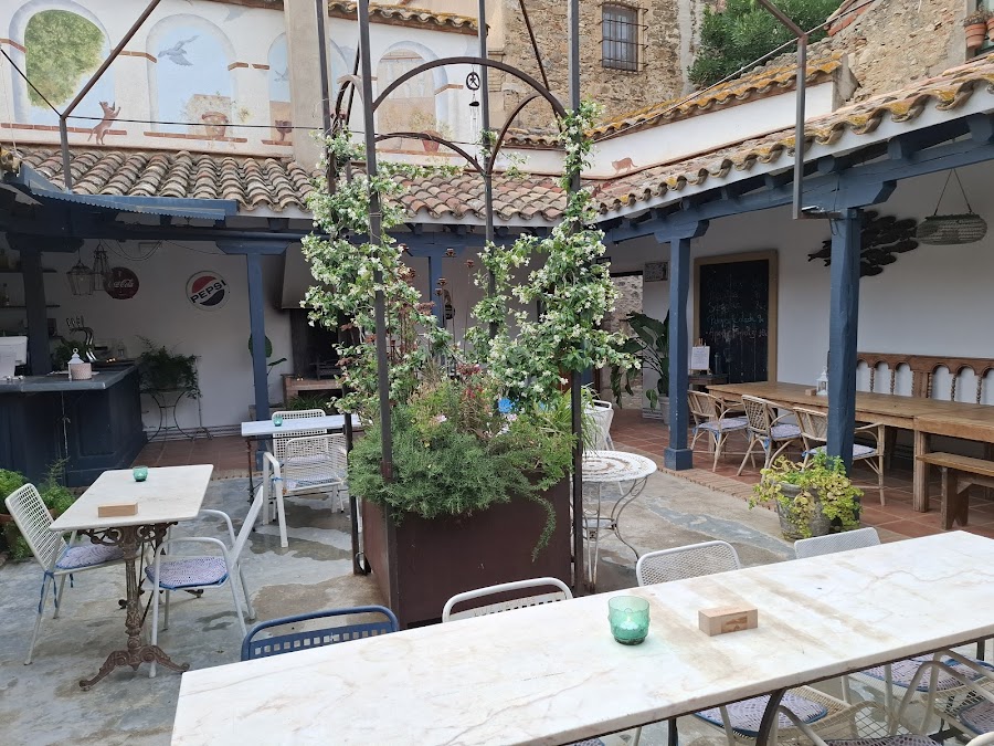 Can Larry
