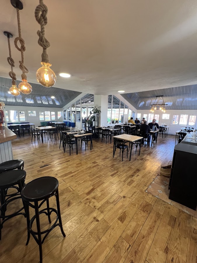 MONTMAR Bar-Restaurant