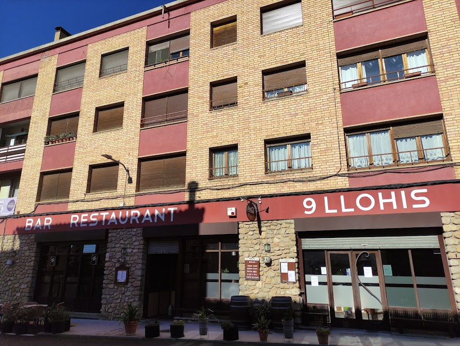 Restaurant 9 Llohis