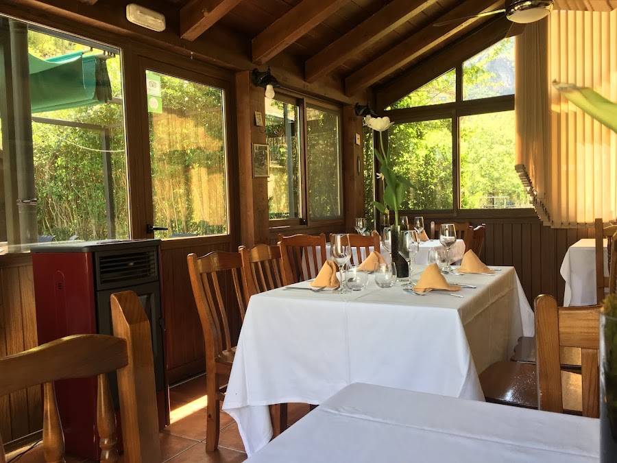 Restaurantes en Santa Cruz de la Serós provincia de Huesca