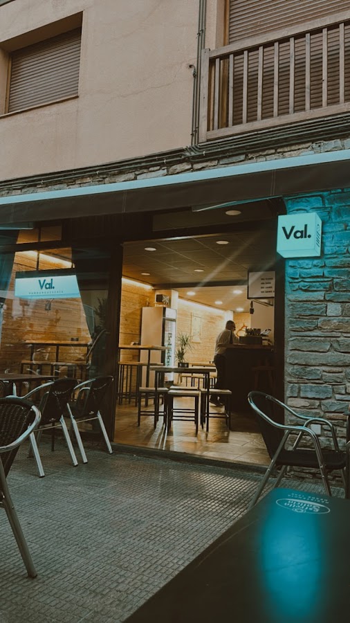 Val. Hamburguesería