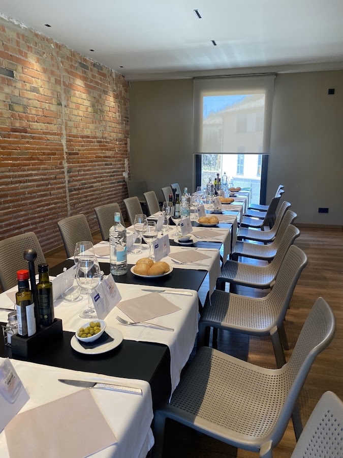 Can CO - Absis Restaurant