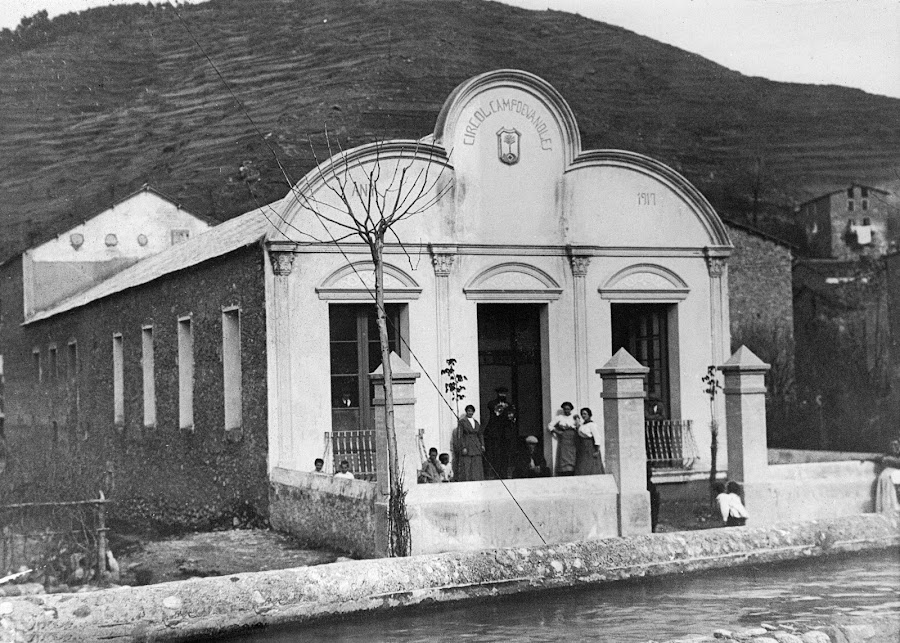 El Casino de Campdevànol (Cercle Campdevanolenc)