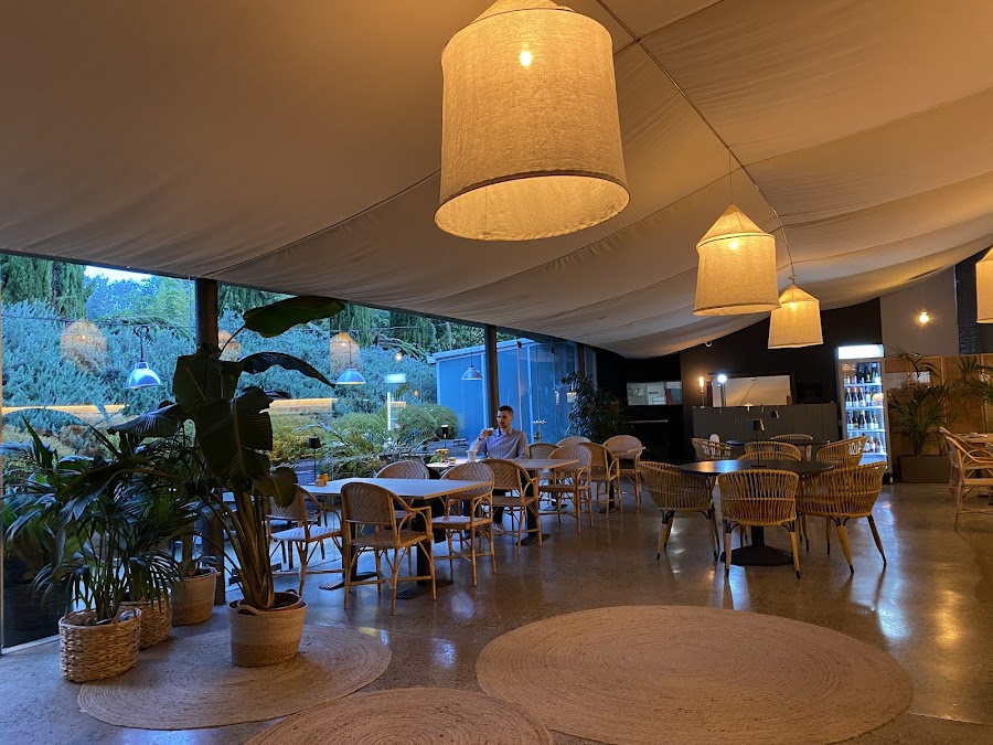 MONKI RESTAURANT