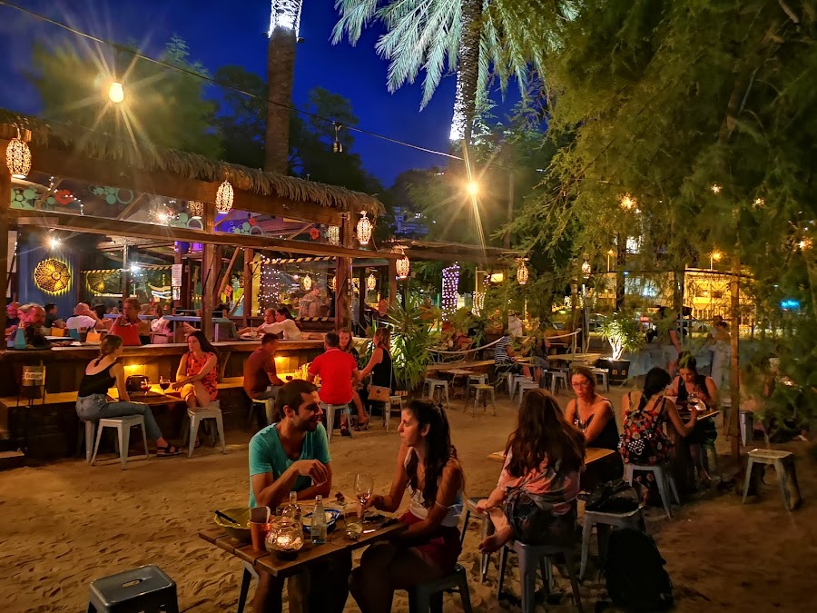 Ona Beach Bar